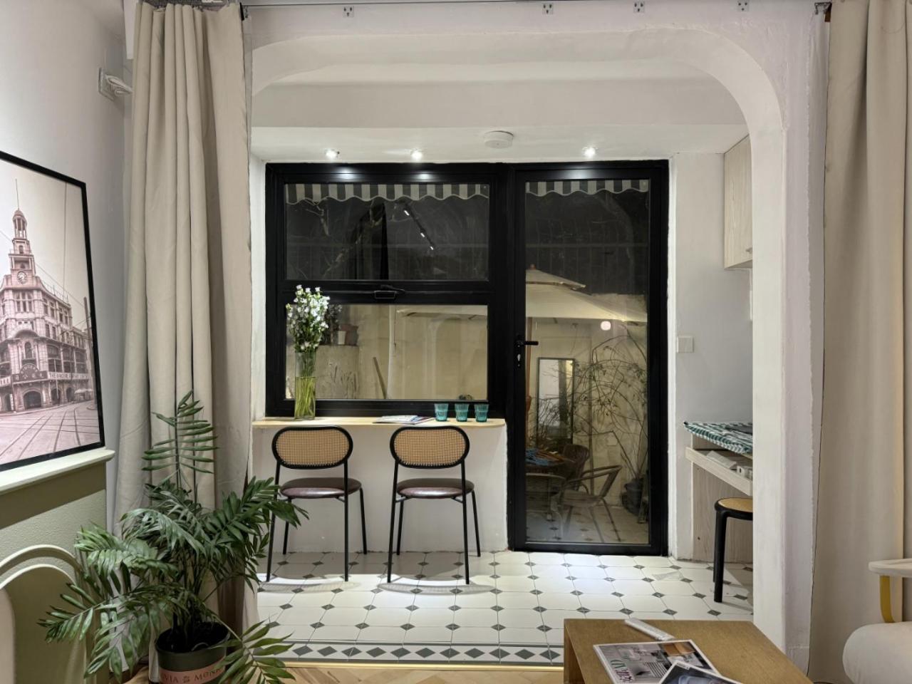 Apartment Near Nanjing Road/ Jing'an Temple/ Renmin Plaza Shanghai Bagian luar foto