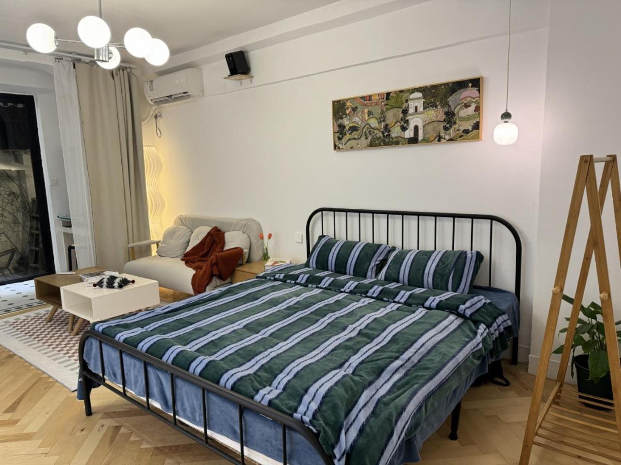 Apartment Near Nanjing Road/ Jing'an Temple/ Renmin Plaza Shanghai Bagian luar foto