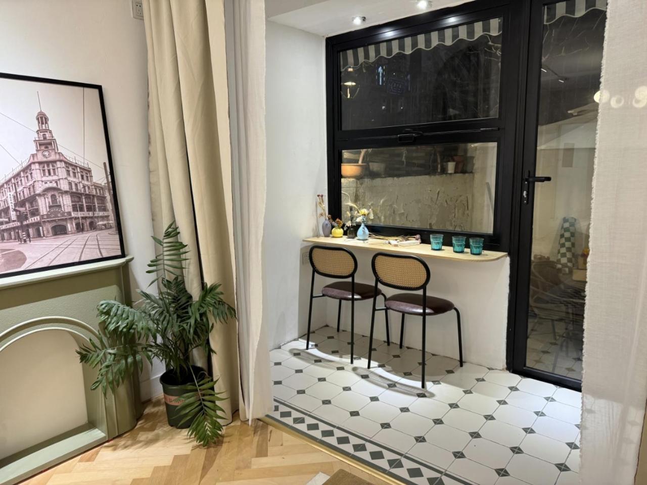 Apartment Near Nanjing Road/ Jing'an Temple/ Renmin Plaza Shanghai Bagian luar foto